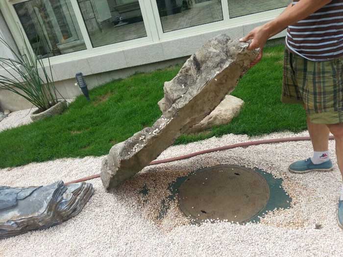 公園仿石井蓋制作裝飾.jpg 仿石井蓋