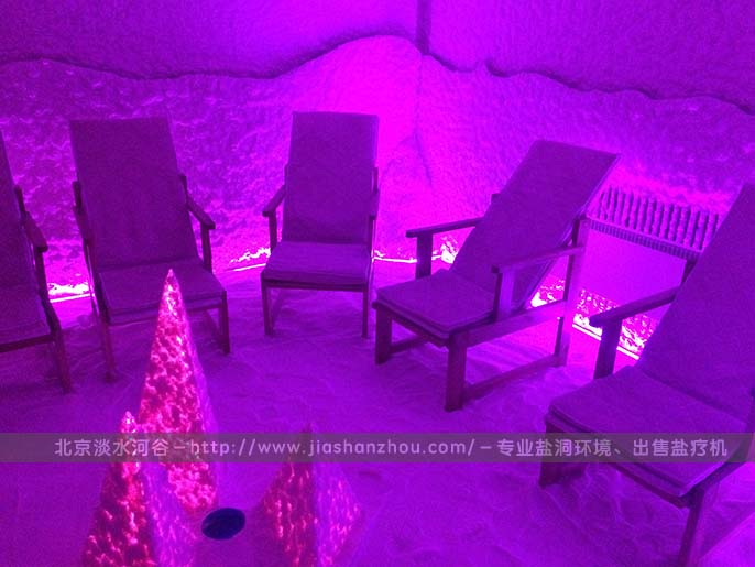 鹽屋巖洞鹽療機.jpg 鹽屋巖洞鹽療機