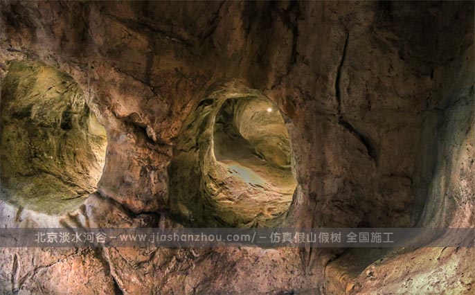 兒童樂園仿真山洞探險