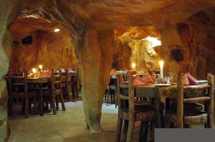 山洞主題餐廳.jpg 山洞主題餐廳