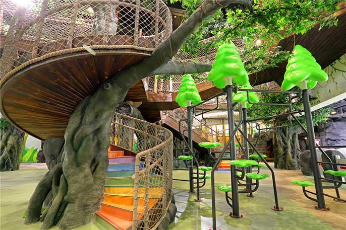 仿真榕樹.jpg 仿真榕樹