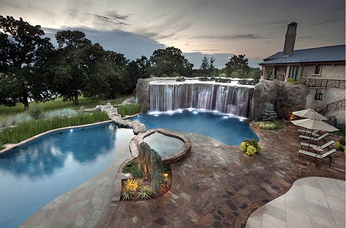 水泥假山瀑布圖片.jpg 水泥假山瀑布圖片