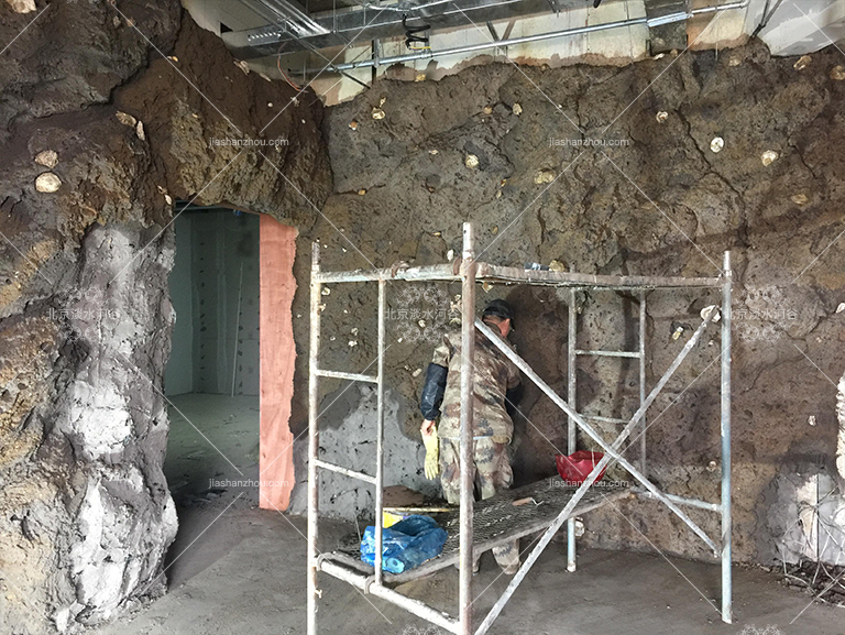 仿真山洞主題裝飾.jpg 仿真山洞主題裝飾