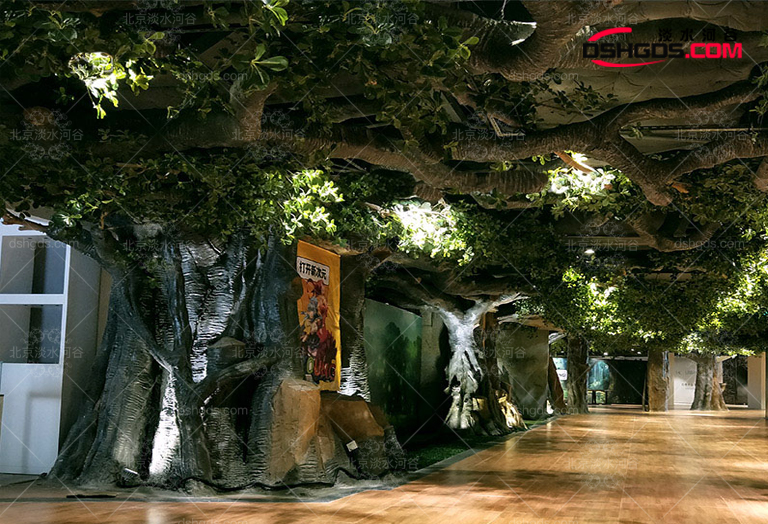 人造仿真假樹(shù).jpg 人造仿真假樹(shù)