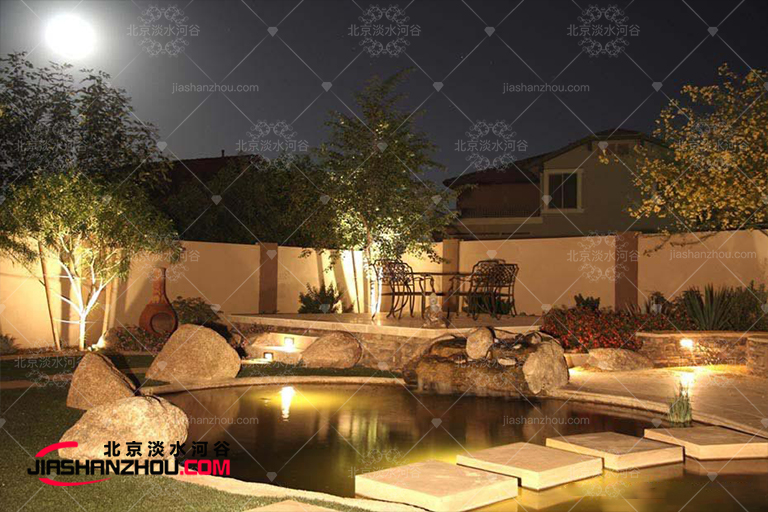 塑石假山.jpg 塑石假山