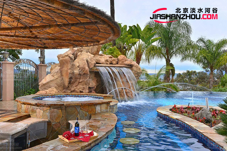 塑石假山.jpg 塑石假山