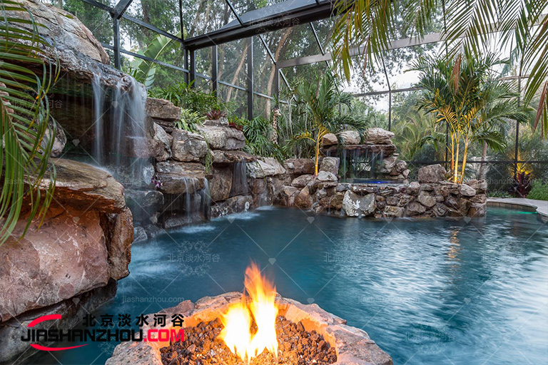 塑石假山.jpg 塑石假山