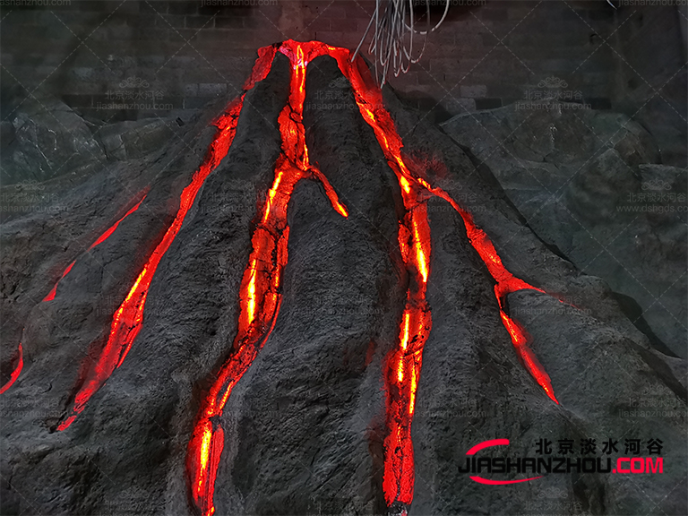 塑石假山.jpg 塑石假山