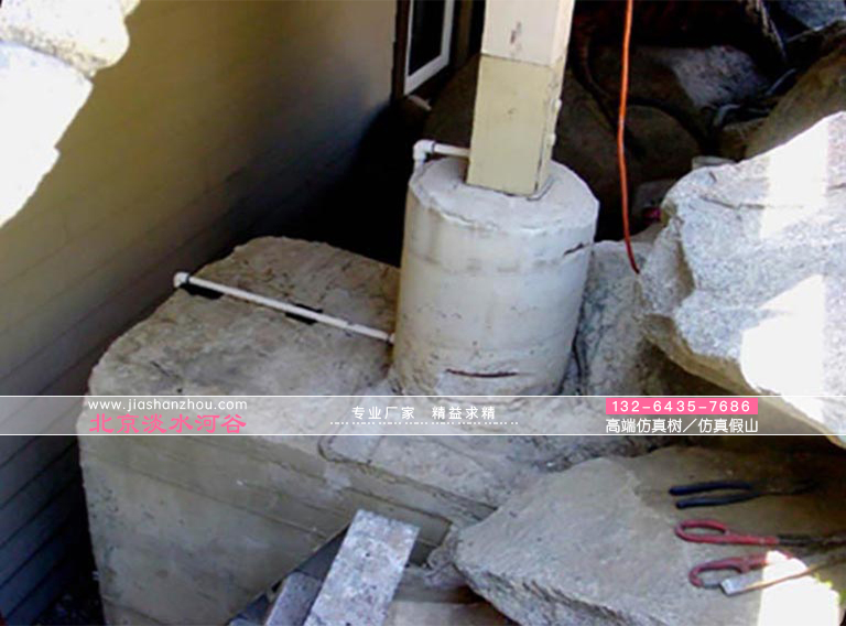 塑石假山.jpg 塑石假山