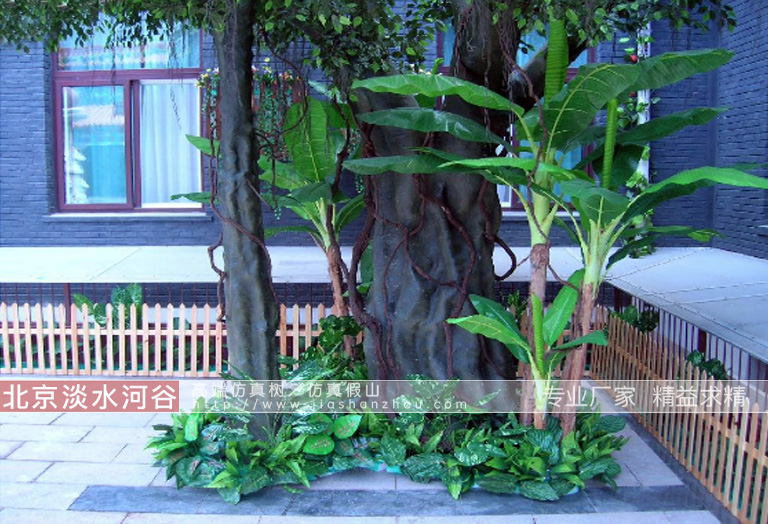 飯店餐廳仿真樹.jpg 飯店餐廳仿真樹