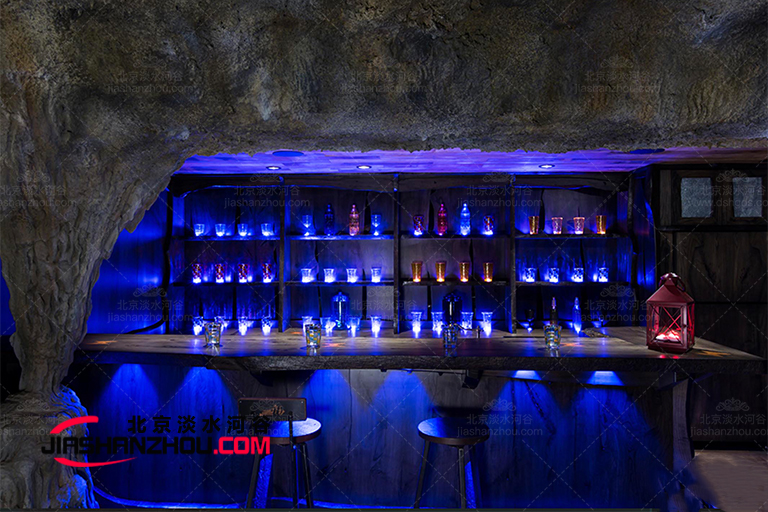 洞穴餐廳.jpg 洞穴餐廳