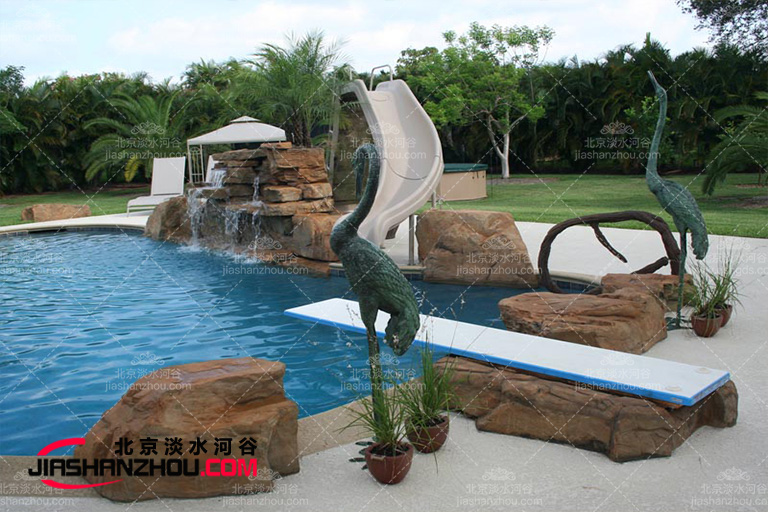 塑石假山.jpg 塑石假山