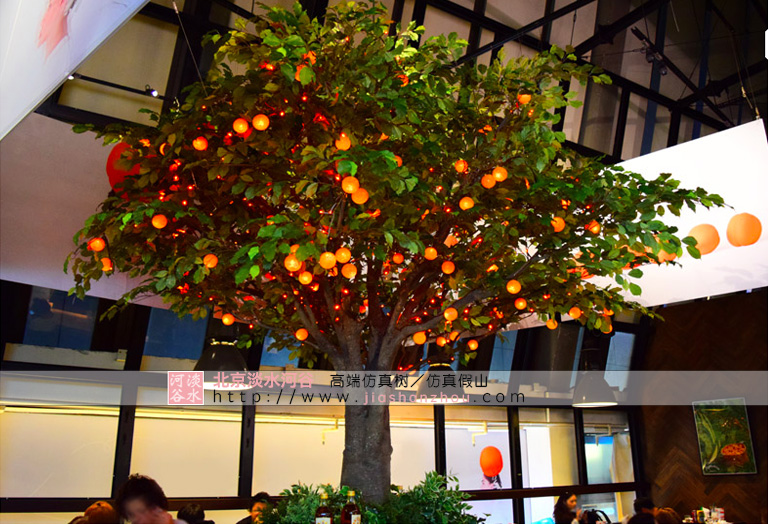 仿真假樹.jpg 仿真假樹