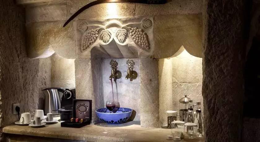 山洞按摩房.jpg 山洞按摩房