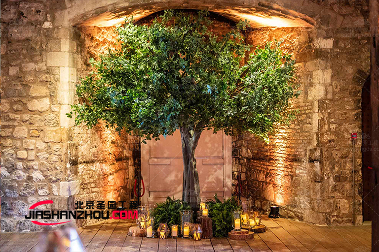 仿真假樹.jpg 仿真假樹