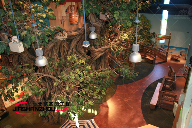 仿真假樹.jpg 仿真假樹