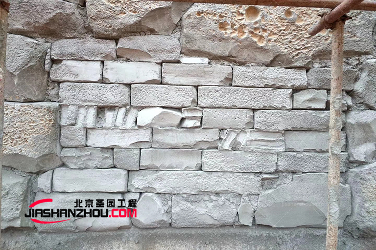 塑石假山.jpg 塑石假山