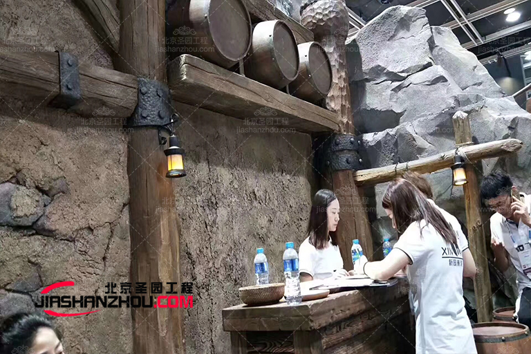 仿真木質(zhì)洞穴酒店.jpg 仿真木質(zhì)洞穴酒店