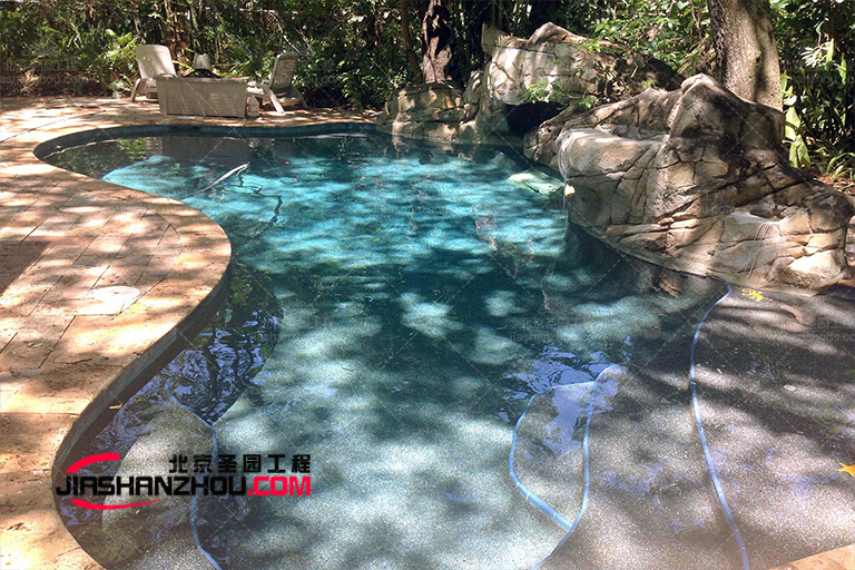 塑石假山.jpg 塑石假山