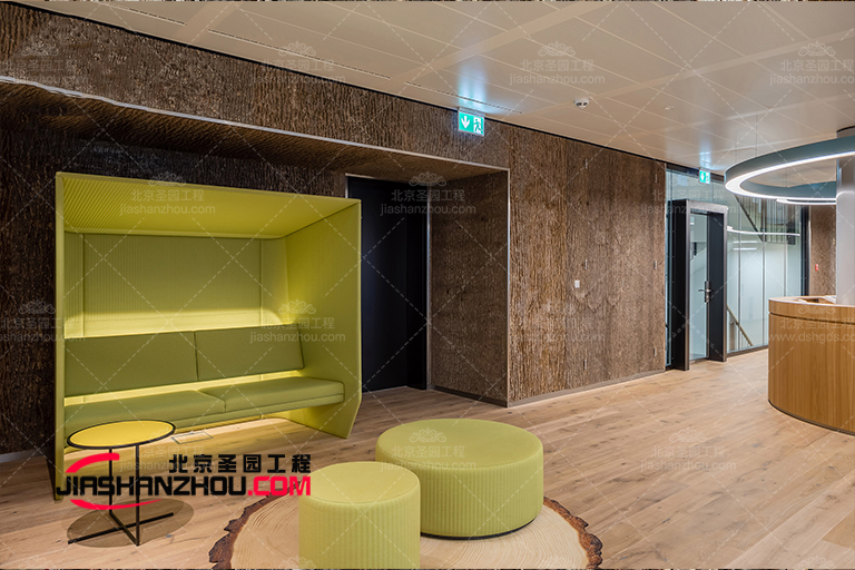 仿真樹皮酒店.jpg 仿真樹皮酒店