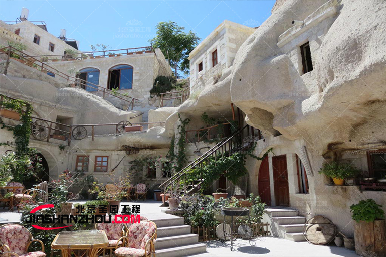 人造仿真巖洞客棧.jpg 人造仿真巖洞客棧