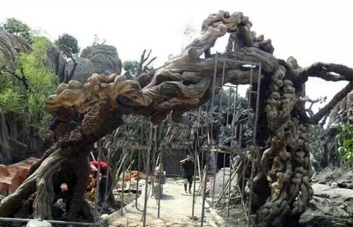 仿真樹(shù)大門(mén).jpg 仿真樹(shù)大門(mén).jpg