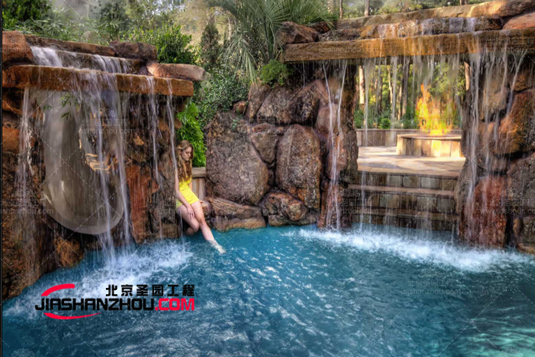 仿真假山.jpg 仿真假山.jpg