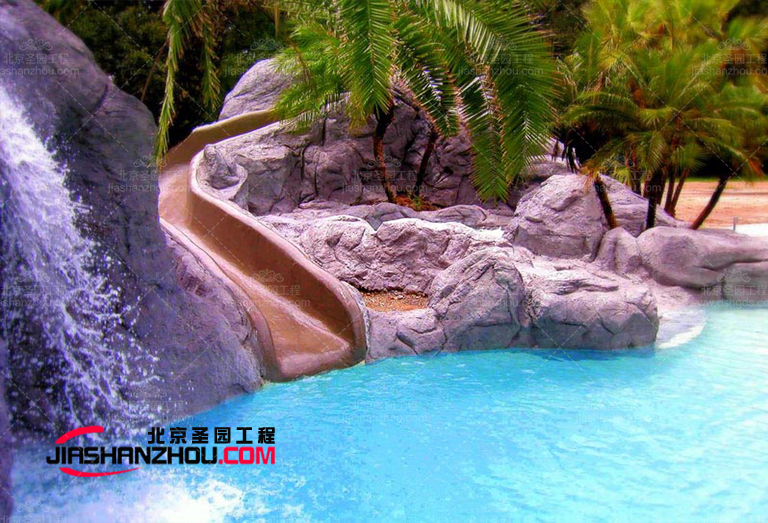 仿真假山.jpg 仿真假山.jpg